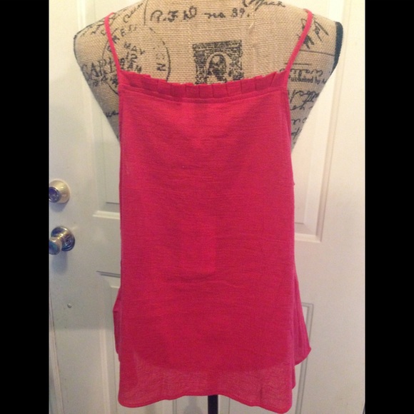 🔴 Final Price $8 Super Cute Red Tank Top🔴 - Picture 3 of 5
